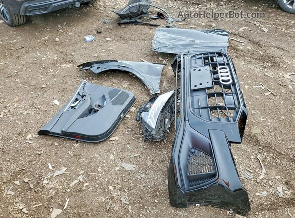 WA1FVBF11PD000285 2023 AUDI Q8 Black Widok komory silnika