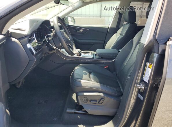 WA1FVBF16PD027871 2023 AUDI Q8 Gray Вид салону спереду