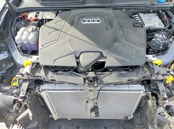 WA1FVBF16SD026020 2025 AUDI Q8 Blue Engine compartment view