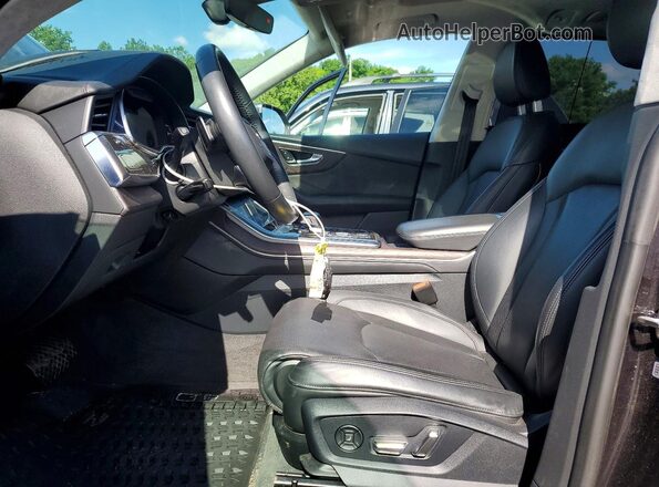 WA1FVBF18KD035317 2019 AUDI Q8 Black Front interior view