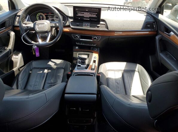 WA1G2AFY0M2047707 2021 AUDI Q5 Gray Առջևի վահանակի տեսք