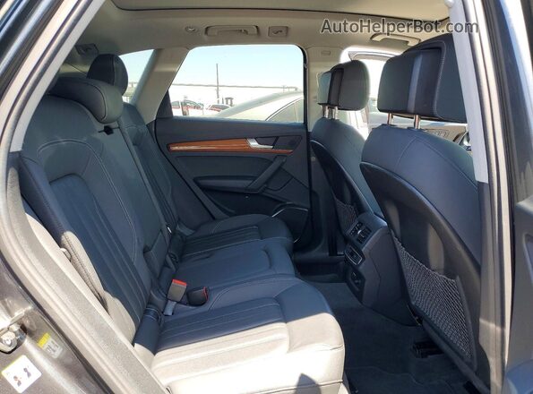 WA1G2AFY0M2047707 2021 AUDI Q5 Gray Սալոնի հետևի տեսք