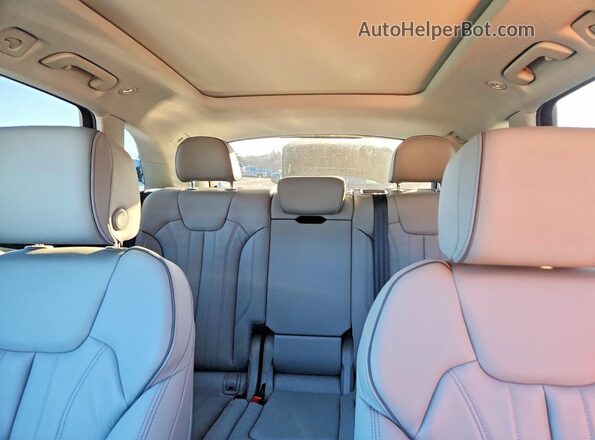 WA1G2AFY0R2102423 2024 AUDI Q5 Черный Вид задних сидений