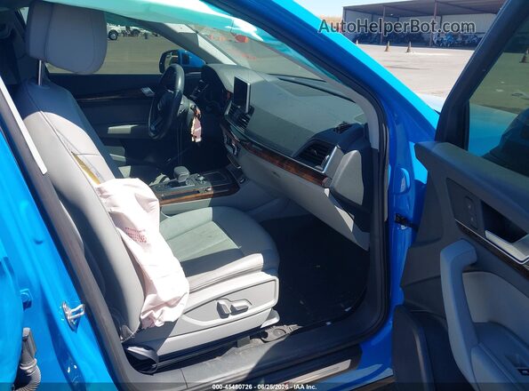WA1G2AFY1L2060965 2020 AUDI Q5 Blue Widok wnętrza z przodu