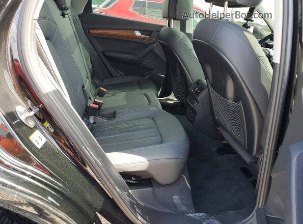 WA1GAAFY1P2044791 2023 AUDI Q5 Black Widok wnętrza z tyłu