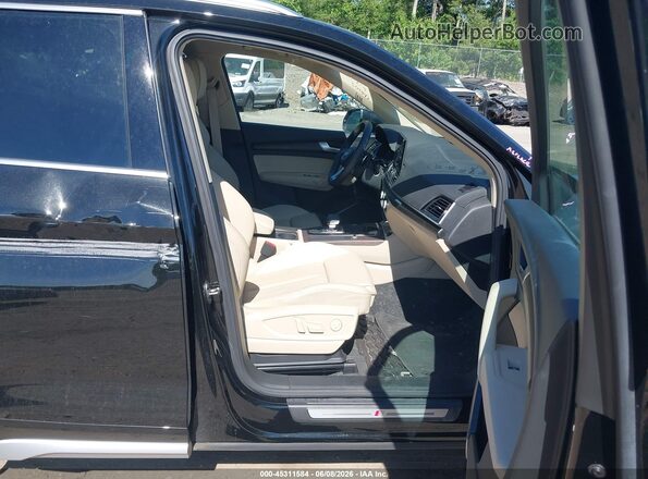 WA1GAAFY1R2002334 2024 AUDI Q5 Black Vista interior delantera