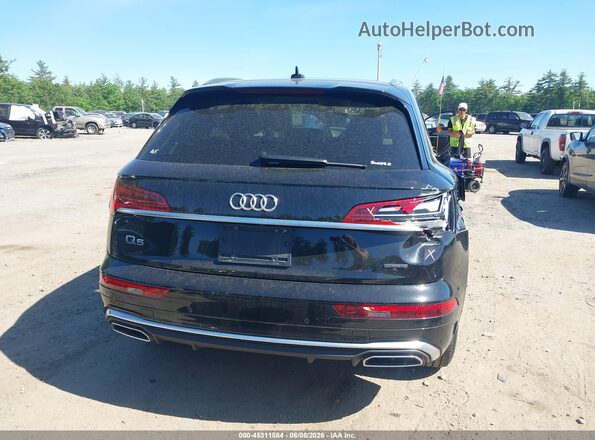 WA1GAAFY1R2002334 2024 AUDI Q5 Black 