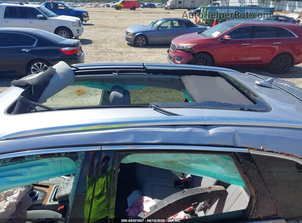 WA1GAAFY2N2070247 2022 AUDI Q5 Silver Вид задньої частини салону