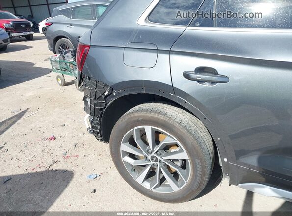 WA1GAAFY2R2064664 2024 AUDI Q5 Gray Vista frontal
