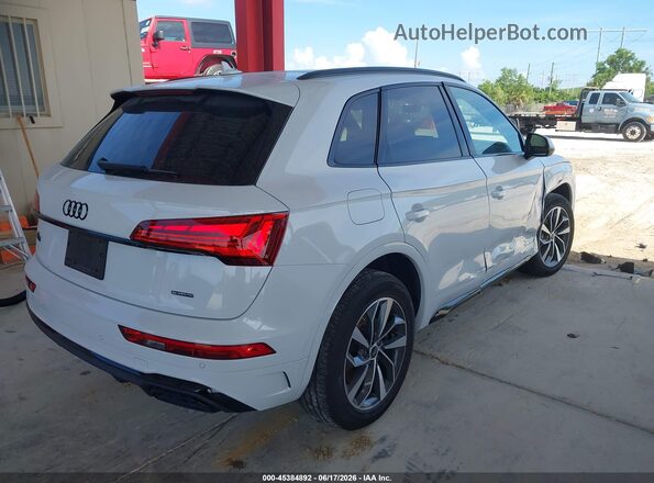 WA1GAAFY2R2129934 2024 AUDI Q5 White Trasero derecho