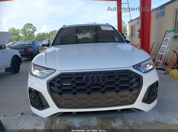 WA1GAAFY2R2129934 2024 AUDI Q5 White Vista del cuadro de instrumentos