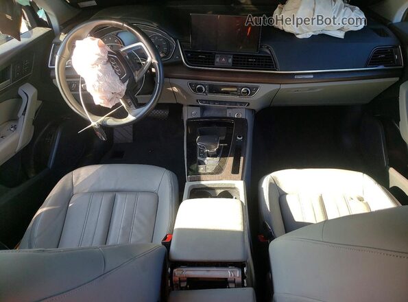 WA1GAAFY4P2097632 2023 AUDI Q5 Silver 