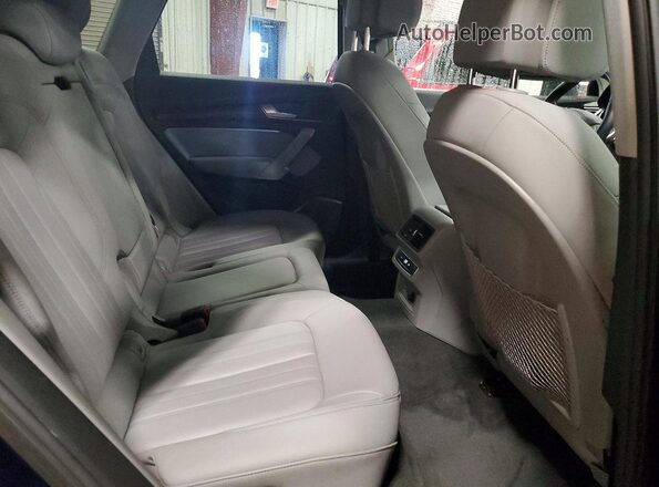 WA1GAAFY5N2065429 2022 AUDI Q5 Blue უკანა სალონის ხედი