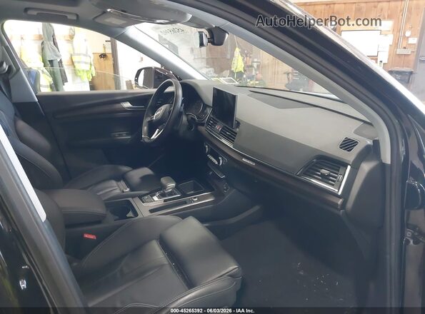 WA1GAAFY9R2091747 2024 AUDI Q5 Черный Вид салона спереди