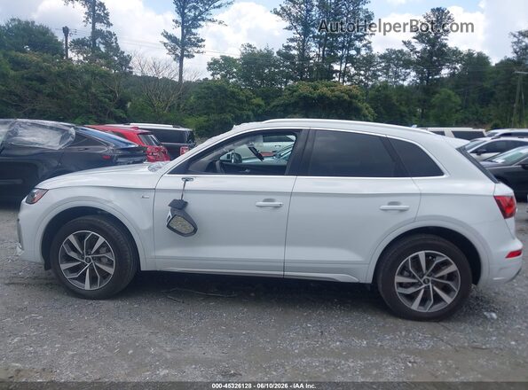 WA1GAAFYXR2146254 2024 AUDI Q5 White Vista interior de 360 grados