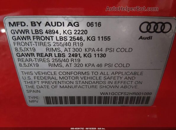 WA1GCCFS2HR001099 2017 AUDI Q3 Red Widok komory silnika