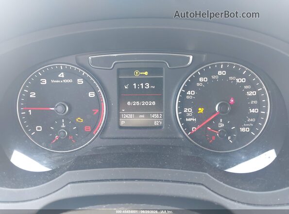 WA1GCCFSXHR000962 2017 AUDI Q3 Silver Հետևի նստատեղերի տեսք
