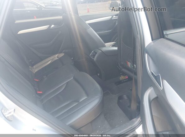 WA1GCCFSXHR000962 2017 AUDI Q3 Silver VIN կոդի պիտակի տեսք