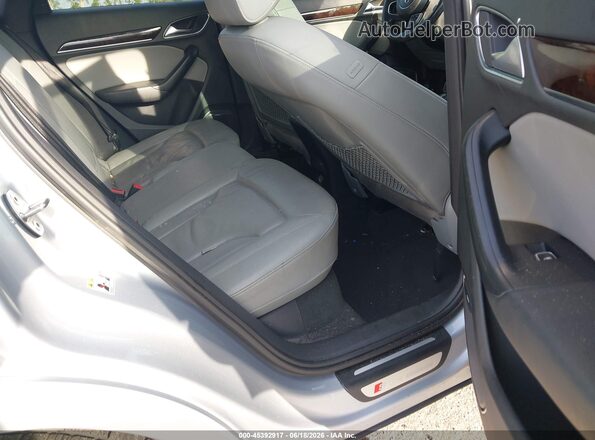 WA1GFCFS2GR006650 2016 AUDI Q3 Silver Вид наклейки з VIN-кодом