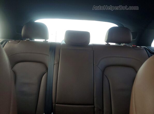WA1GFCFS9GR016477 2016 AUDI Q3 Blue Widok tylnych siedzeń