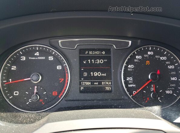 WA1GFCFS9GR016477 2016 AUDI Q3 Blue Widok zestawu wskaźników