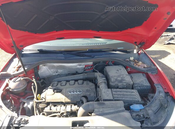 WA1GFCFSXGR009165 2016 AUDI Q3 Red Հետևի տեսք