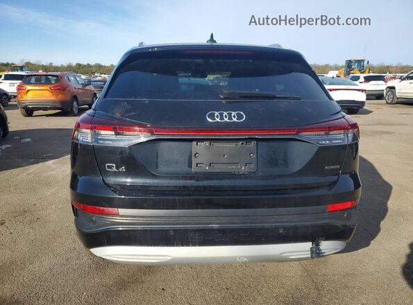 WA1H2BFZ3NP030259 2022 AUDI Q4 Black Հետևի տեսք