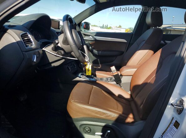 WA1JCCFS2HR010147 2017 AUDI Q3 Белый 