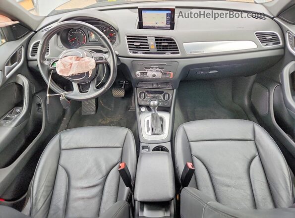 WA1JCCFS3HR017396 2017 AUDI Q3 Gray Widok deski rozdzielczej
