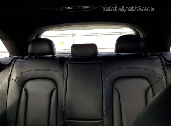 WA1JCCFS3JR011653 2018 AUDI Q3 Blue 