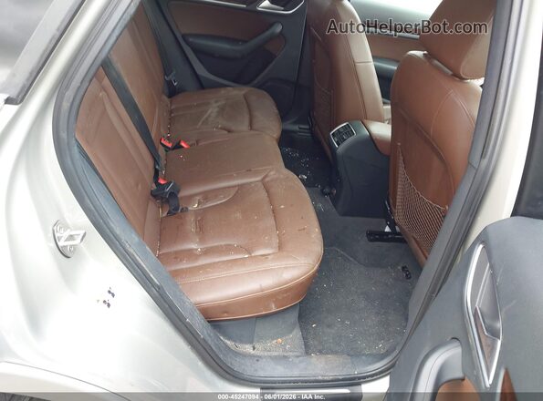 WA1JCCFS4JR010138 2018 AUDI Q3 Silver VIN կոդի պիտակի տեսք