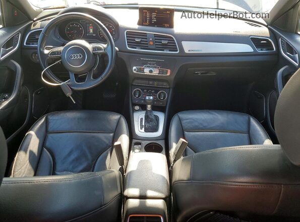 WA1JCCFS4JR023844 2018 AUDI Q3 Gray Առջևի վահանակի տեսք