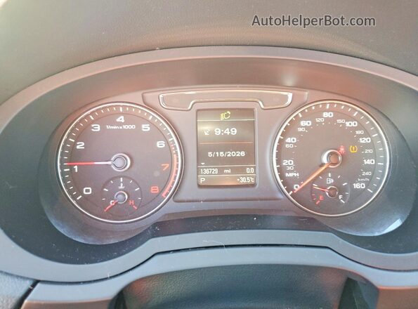 WA1JCCFS4JR023844 2018 AUDI Q3 Gray Սարքավորումների վահանակի տեսք