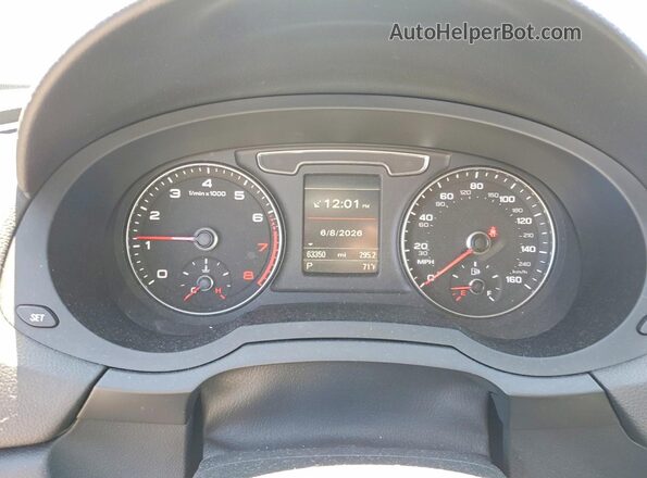WA1JCCFS5JR009435 2018 AUDI Q3 Gray 