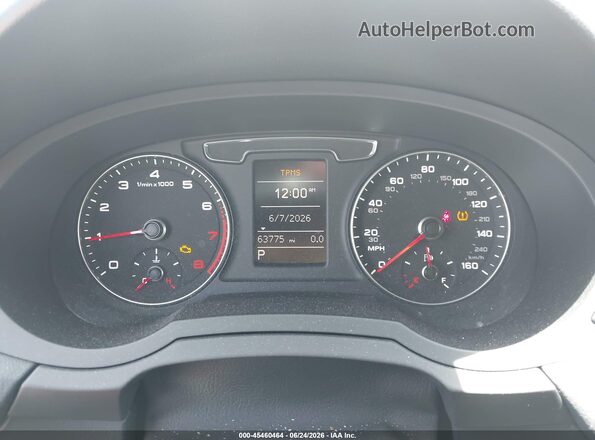 WA1JCCFS7HR003968 2017 AUDI Q3 Silver უკანა სავარძლების ხედი