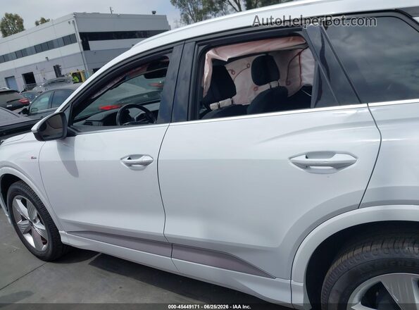WA1K2BFZ0PP058920 2023 AUDI Q4 White 