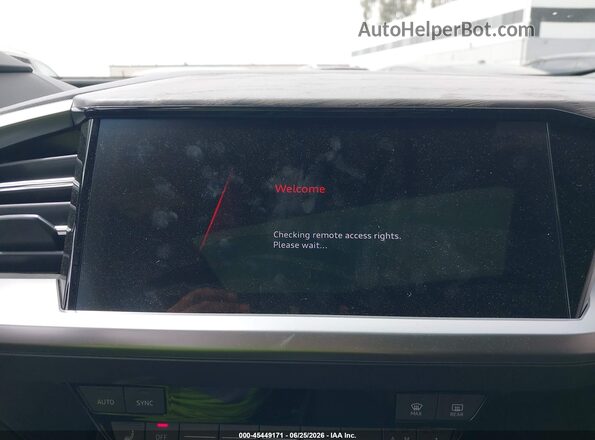 WA1K2BFZ0PP058920 2023 AUDI Q4 White 
