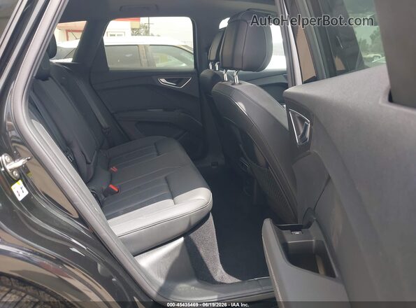 WA1K2BFZ3PP041089 2023 AUDI Q4 Black VIN კოდის სტიკერის ხედი