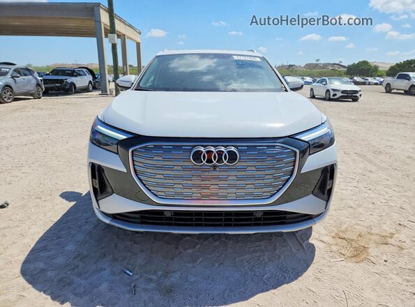 WA1KUBFZ7RP053839 2024 AUDI Q4 White Դիմացի տեսք
