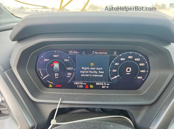 WA1KUBFZ7RP053839 2024 AUDI Q4 White Սարքավորումների վահանակի տեսք