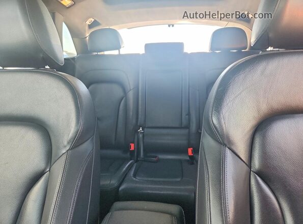 WA1L2AFP1GA020130 2016 AUDI Q5 Black Rear seats view