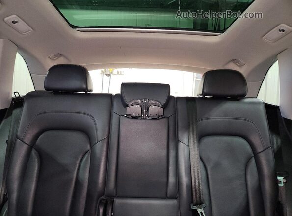 WA1L2AFP1GA138453 2016 AUDI Q5 White Vista de los asientos traseros