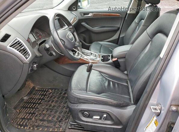 WA1L2AFP2GA067795 2016 AUDI Q5 Silver Front interior view