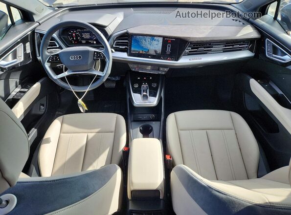 WA1L2BFZXRP024152 2024 AUDI Q4 Blue Dashboard view