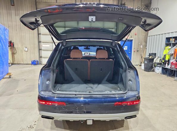 WA1LAAF70JD003120 2018 AUDI Q7 Blue Вид ззаду