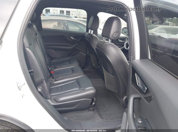 WA1LAAF71HD016260 2017 AUDI Q7 White Вид наклейки з VIN-кодом