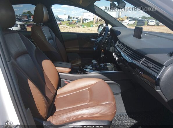 WA1LAAF71HD021572 2017 AUDI Q7 White Սալոնի դիմացի տեսք