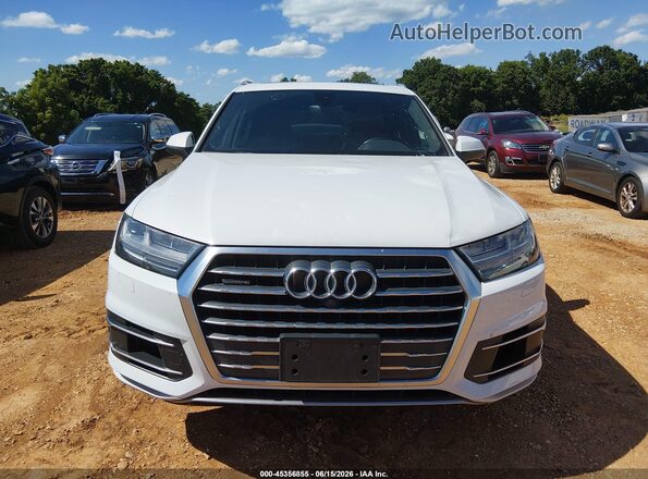 WA1LAAF71HD021572 2017 AUDI Q7 White Սարքավորումների վահանակի տեսք