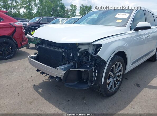 WA1LAAF71HD053048 2017 AUDI Q7 White Դիմացի տեսք