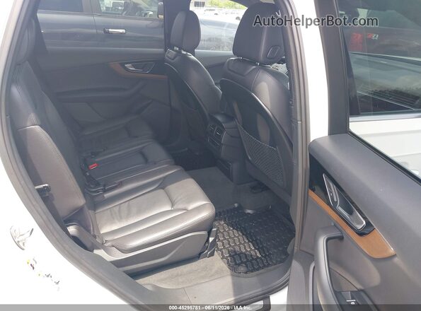 WA1LAAF71HD053048 2017 AUDI Q7 White VIN կոդի պիտակի տեսք